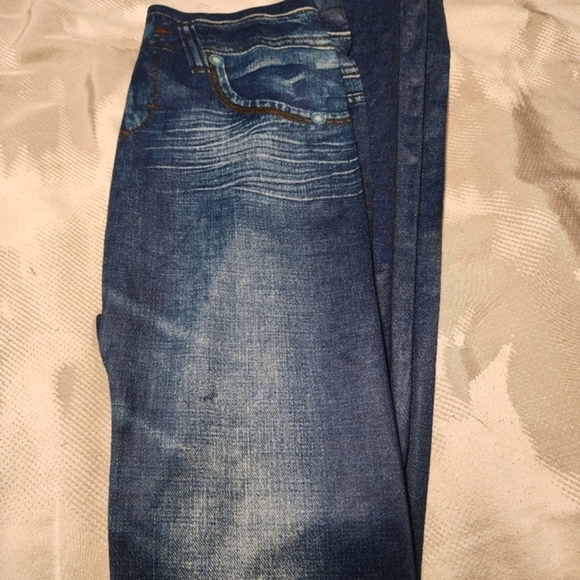 Stretchy Jeggings that look like Jeans. Never Worn. Small. - Picture 2 of 6